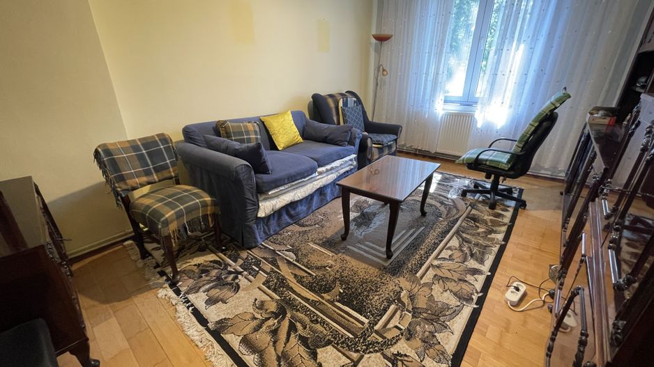 Apartament cu 2 camere in bloc de cărămidă , etajul 1 - Poză 2