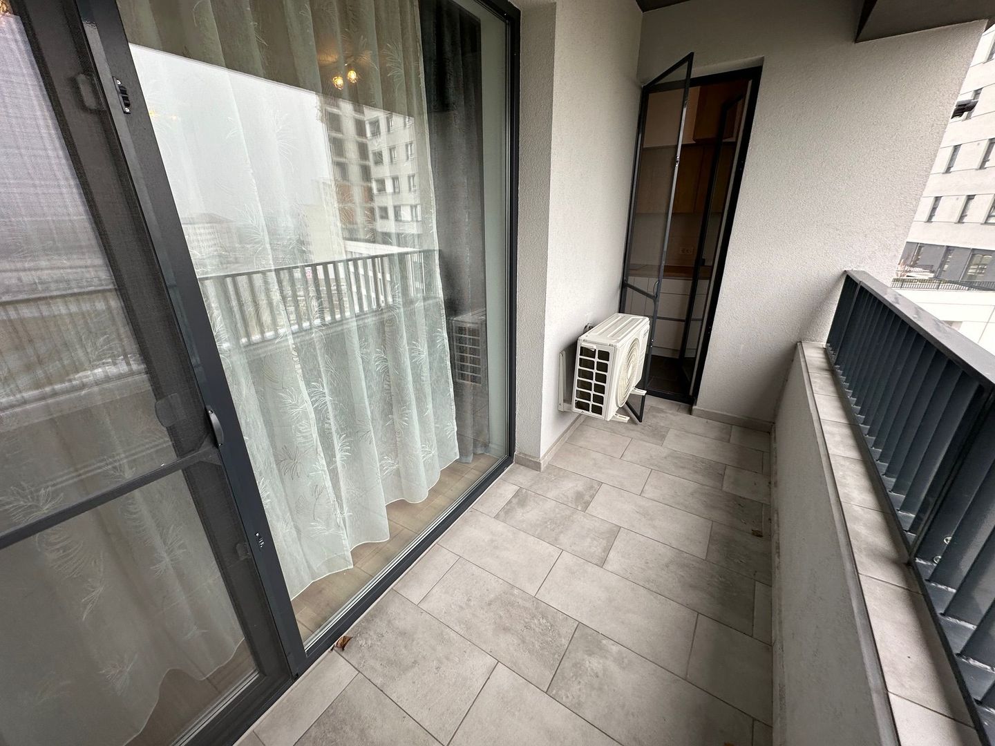 Apartament la prima inchiriere - Poză 13