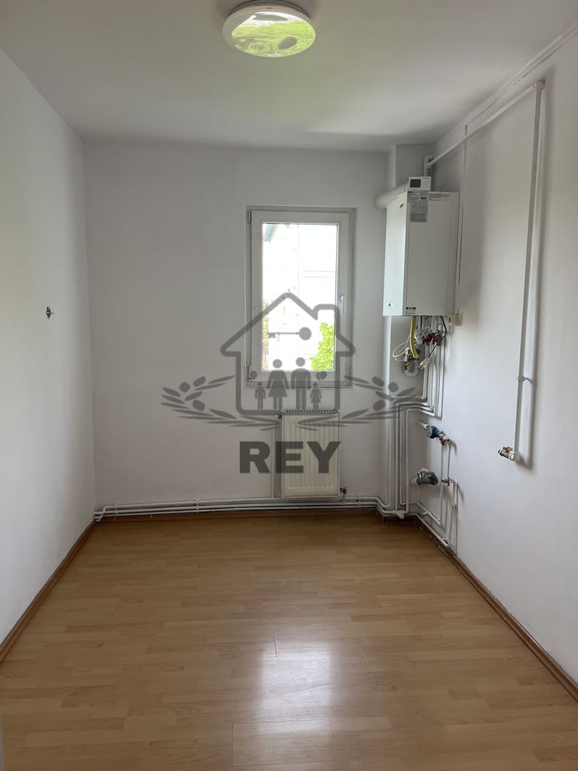 Apartament 2 camere etaj 3 strada Oștirii - Poză 6