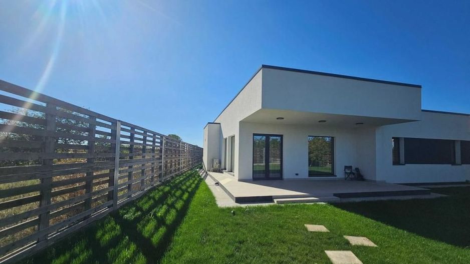 Casa de vanzare Tamasi Corbeanca - Poză 1