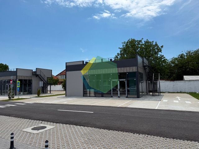 Laufer Drive-In Mall – Oportunitate Premium în Otopeni - Poză 4