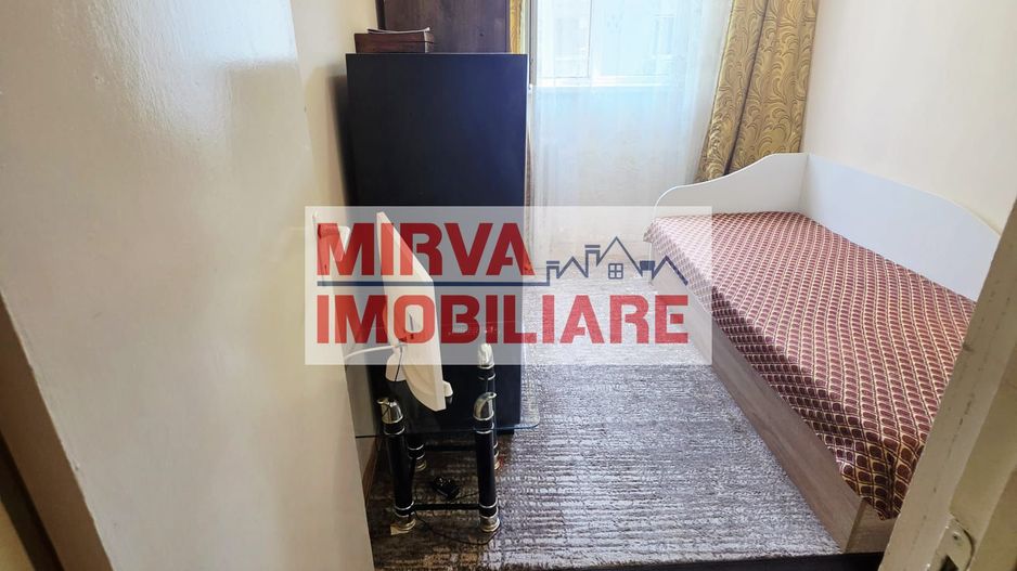 Apartament 3 camere, etaj 3, Malu Roșu – Str. Rîșnovenilor - Poză 16