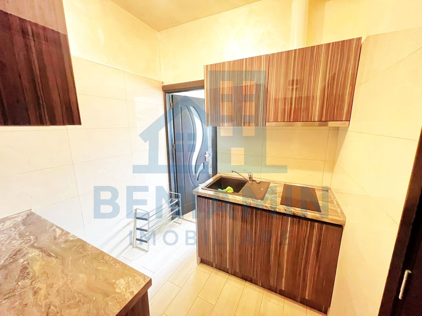 Garsoniera-Etaj2-Triaj-Mobilata-Utilata-Parcare-Gaze-Disponibila Acum - Poză 6