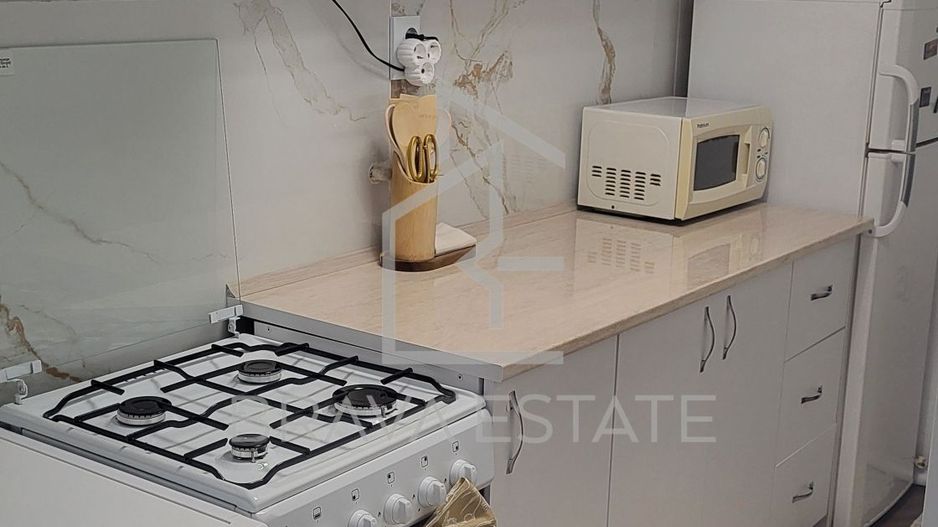 Apartament 2 camere, 2 bai, parcare,  zona Bulgaria - Poză 2