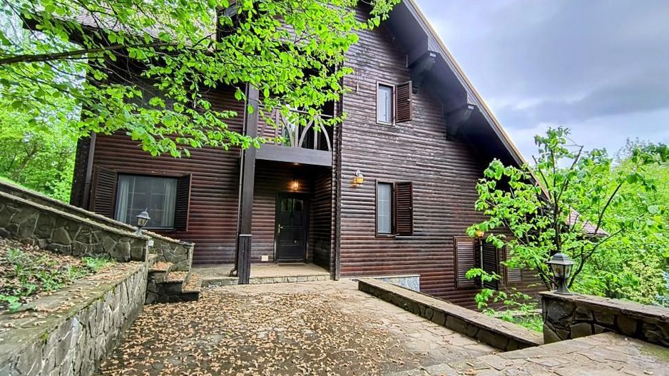 Casa de vacanta deosebita Breaza- Nistoresti - Poză 1