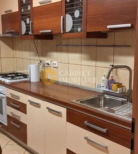 Apartament 3 camere – Piața Unirii, Iași – mobilat și utilat complet - Poză 4