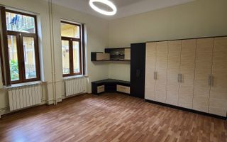 Apartament cu 2 camere | Etajul 1 | Pietonala | Ultracentral | Oradea - Poză 1
