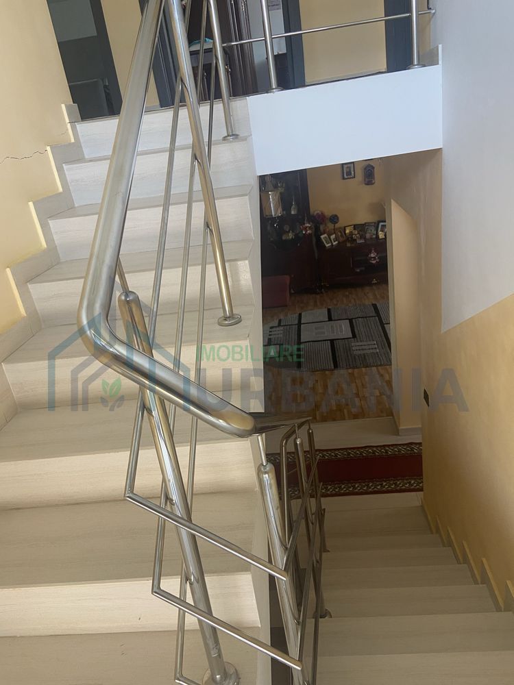 Casă de vănzare păun cu suprafața utilă 154,13 m.p. - Poză 8