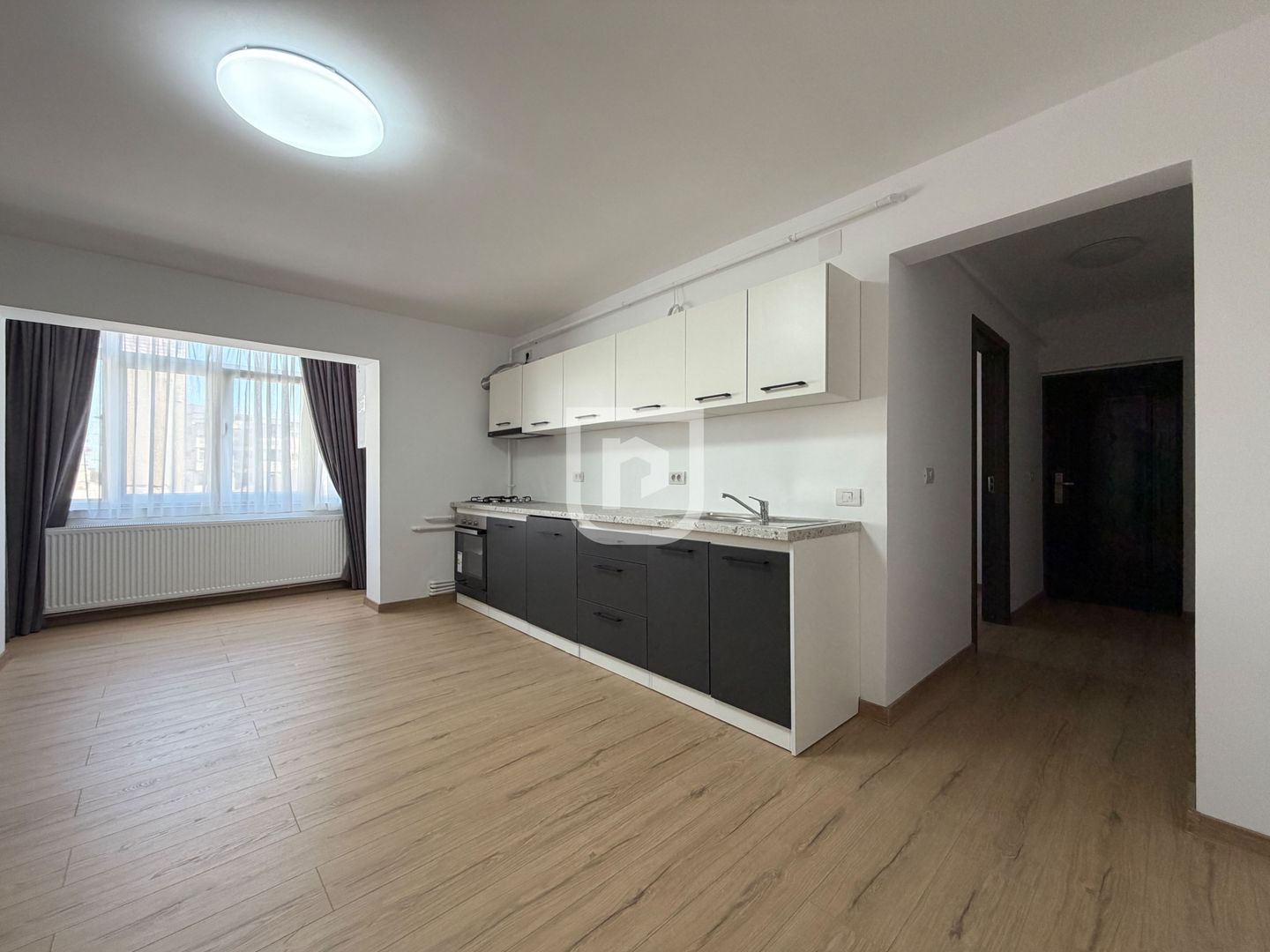 Apartament 3 camere renovat Gura Humorului - Poză 1
