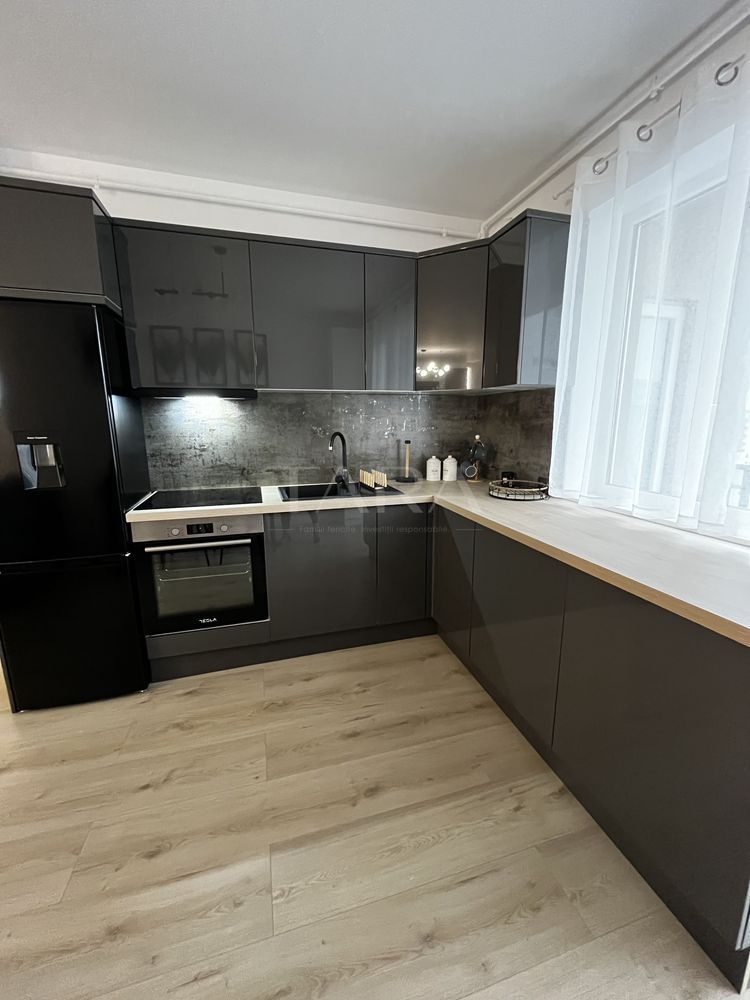 Apartament 3 camere, Floresti, zona BMW - Poză 2