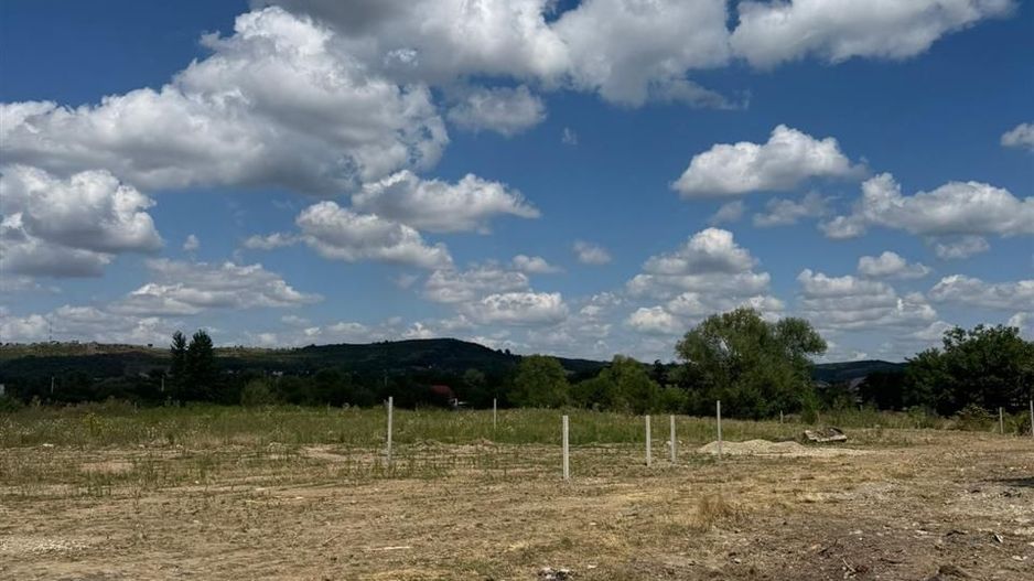 Teren intravilan 5295 mp Oradea Tineretului - Poză 1