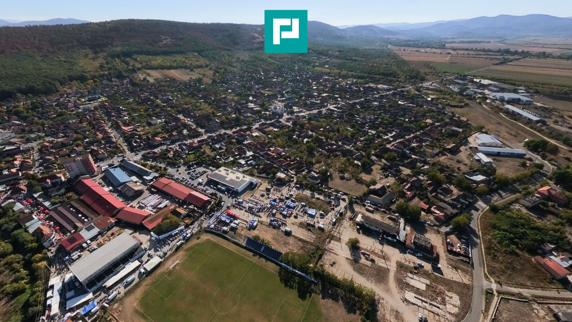 Teren intravilan de vânzare în Sebiș Arad  9.871mp - Poză 3