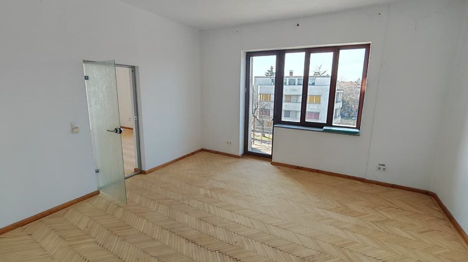 Spații de birouri în vilă – zonă centrală – vizibilitate excelentă - Poză 1