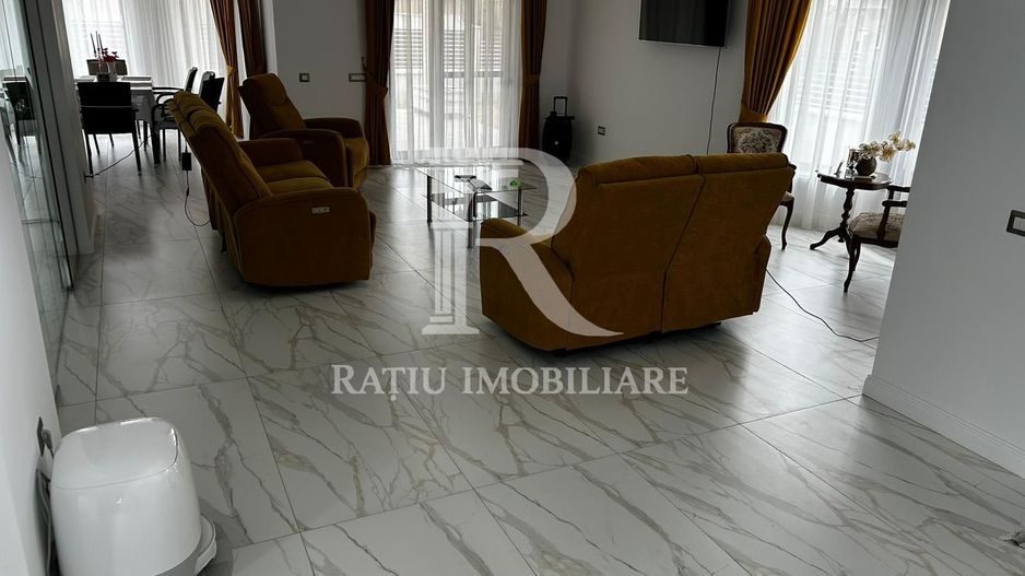 Casa cu 5 camere de vanzare | Nufarul | Oradea - Poză 3