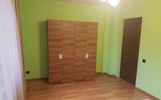Închiriez apartament in vila - Poză 5