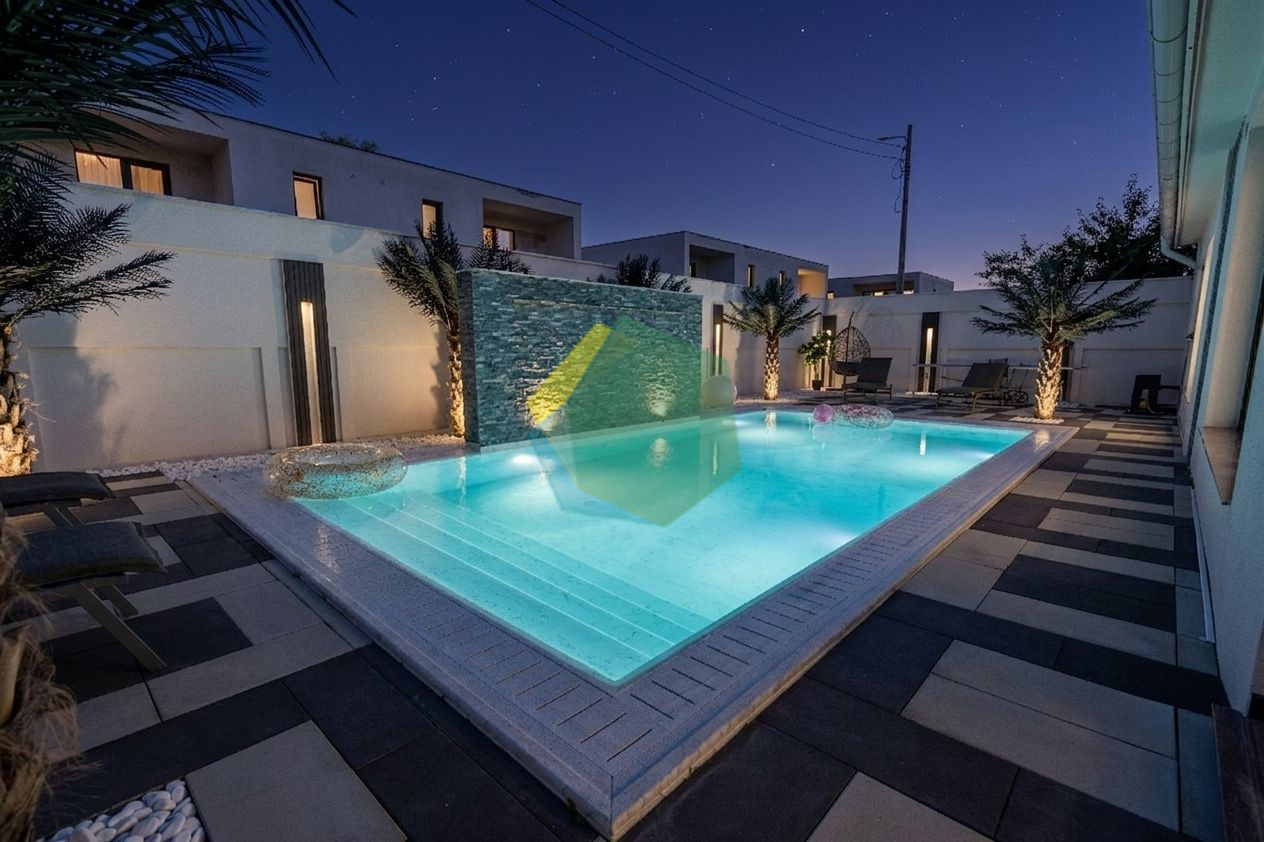 VILA ULTRA-LUX/ OTOPENI CENTRAL/SMART HOME/PISCINA - Poză 3
