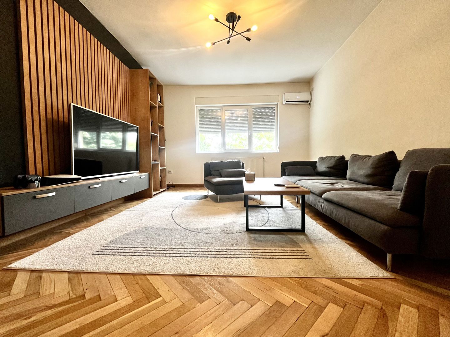 Apartament confortabil si spațios, in zona Lipovei - Iulius Mall - Poză 3