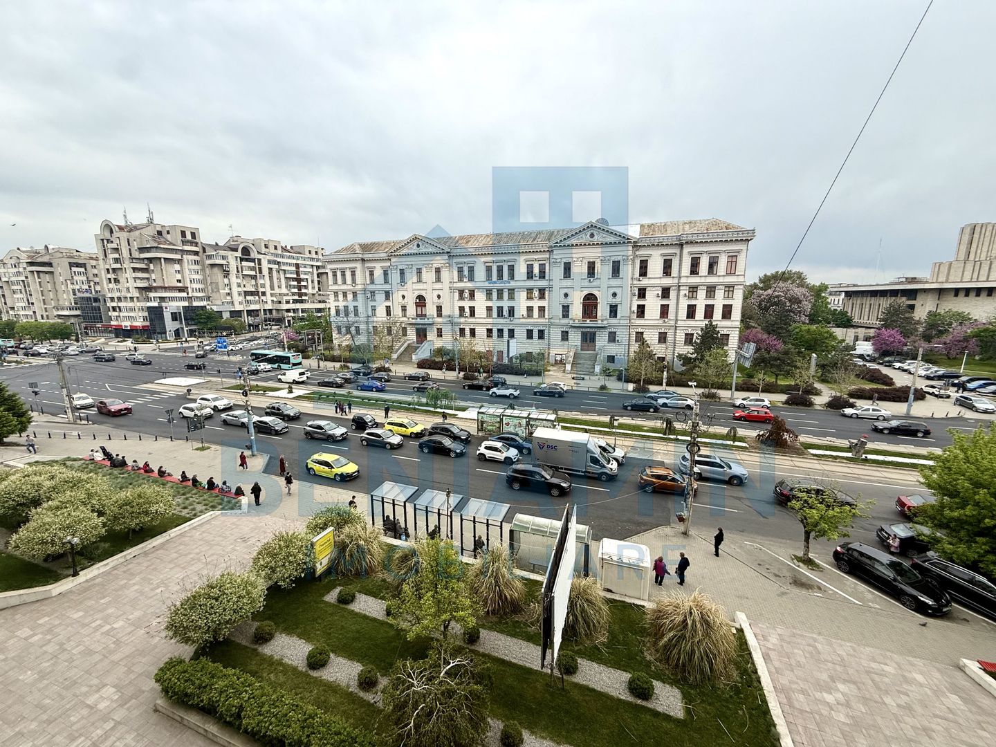 3 decomandate - 2 bai - 84mp - centrala termica - Centru - KFC - Poză 1
