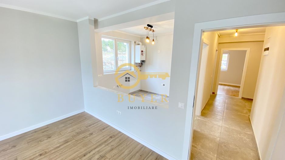 Apartament 3 camere, terasa 10.7 mp-A.C , jaluzele electrice - Poză 2