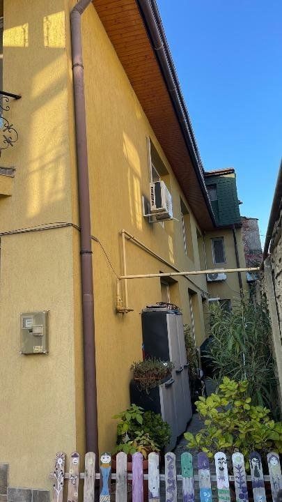 Casa  P+1+M 2006,teren total 156 mp  Cosbuc/ Parcul Carol - Poză 3