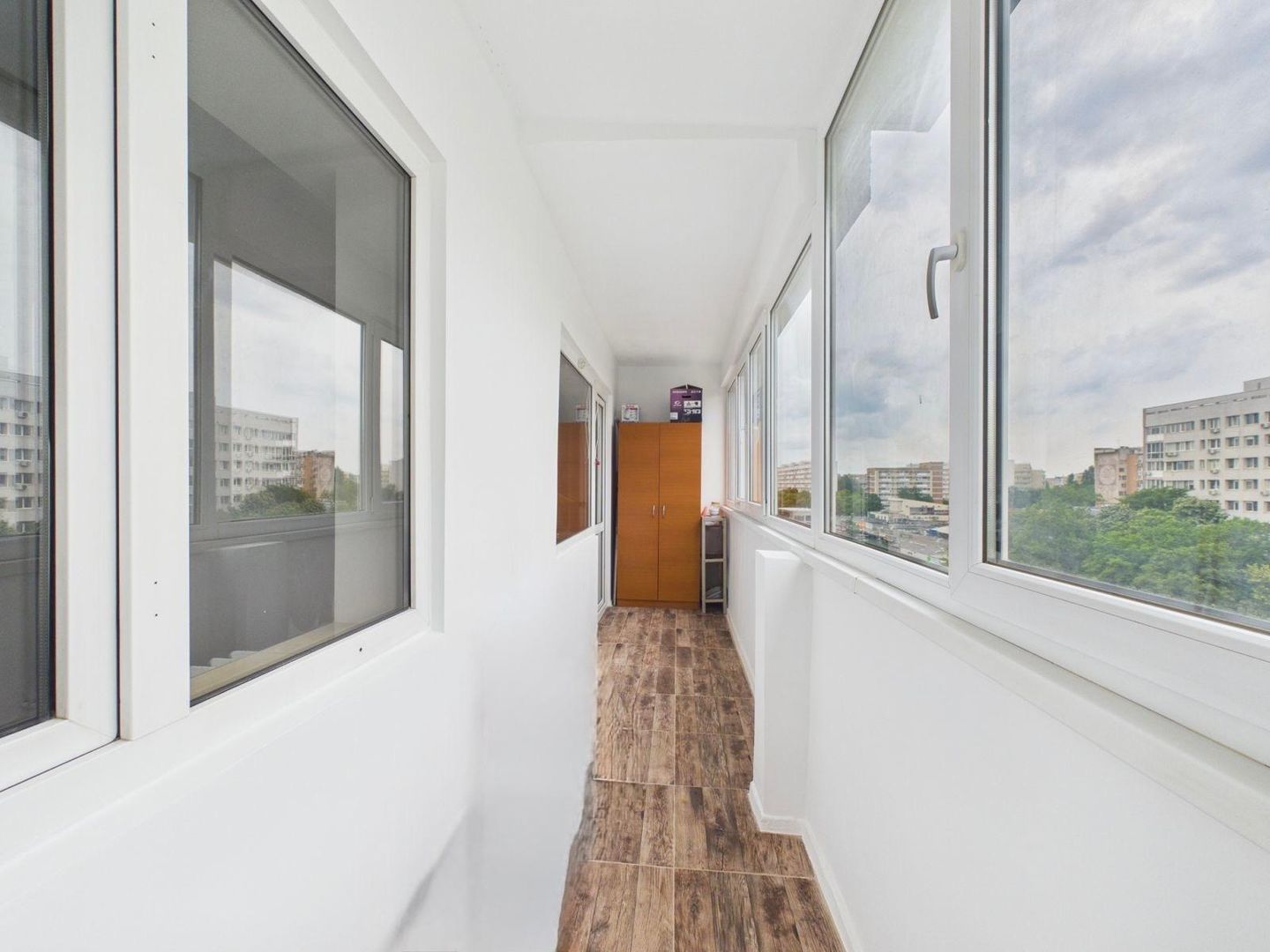 Apartament 3 camere decomandat, complet renovat - Metrou Lujerului - Poză 23