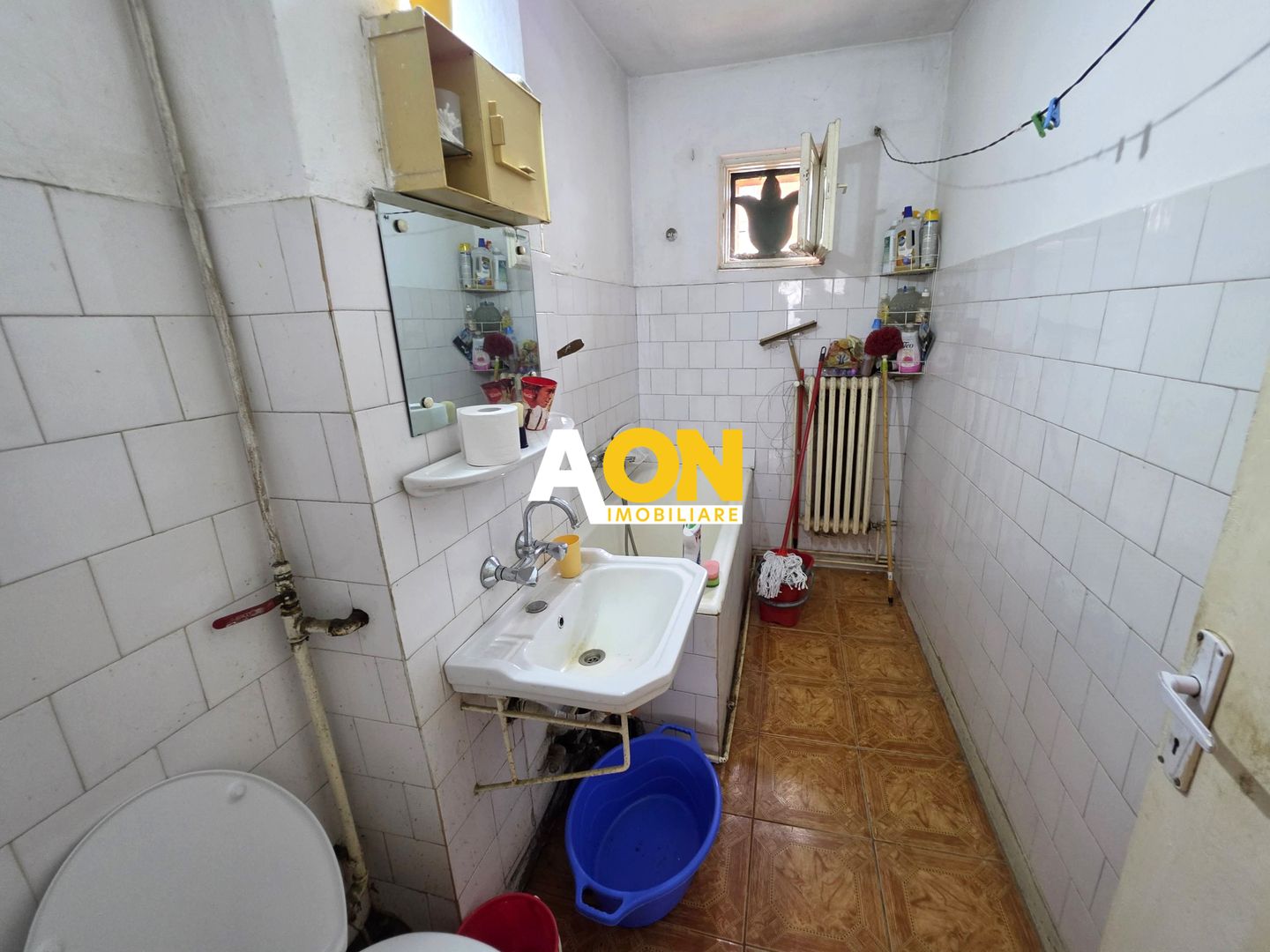 Apartament 3 camere, semidecomandat, parter, Cetate, strada Closca - Poză 7