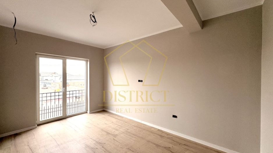 Duplex cu 4 camere, despărțit prin camera tehnica | Mosnita Veche - Poză 10