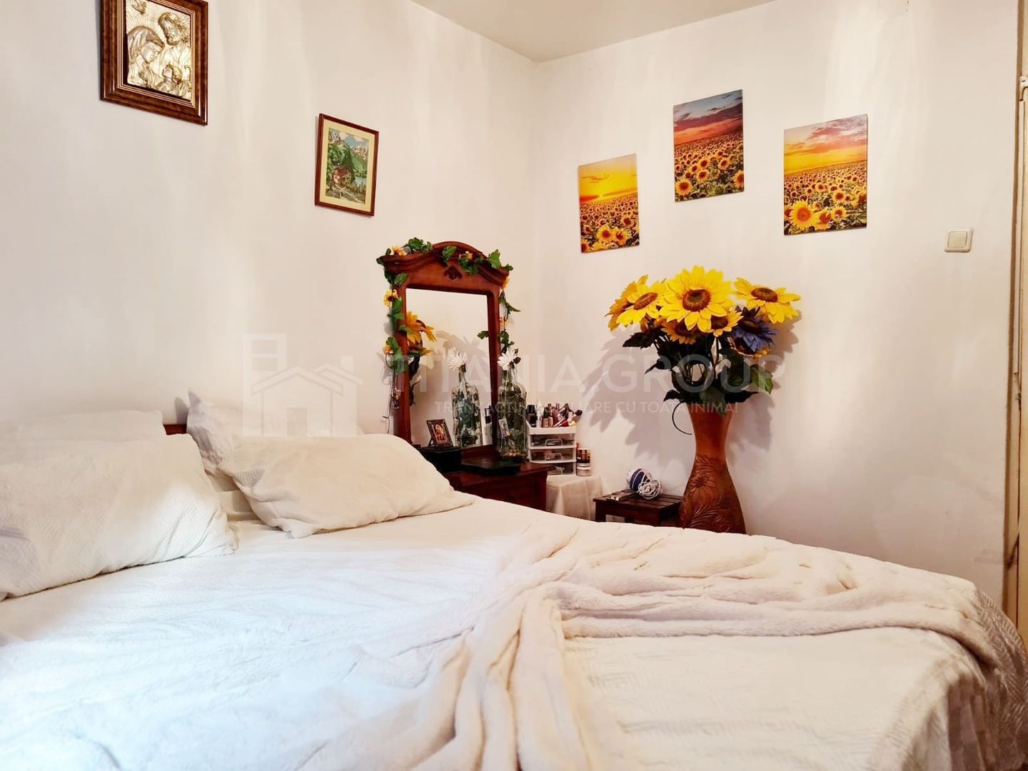 Apartament 3 camere, 2 bai, etj 1, zona Racadau, priveliste superba spre Tampa - Poză 2