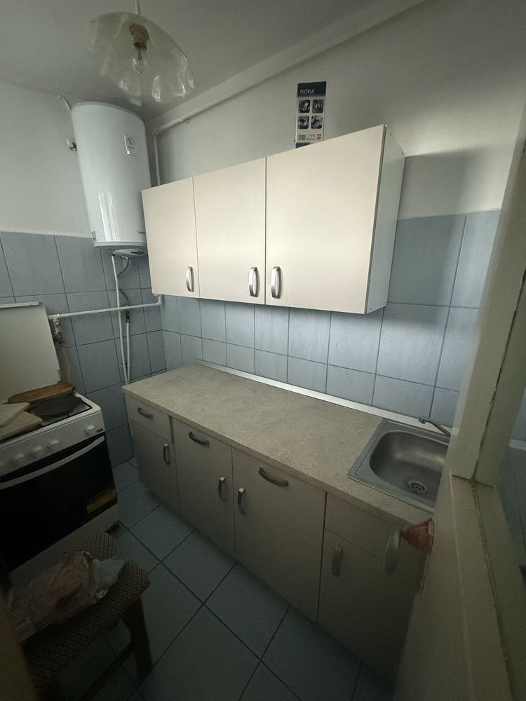 BRASADAS vinde garsonieră 28mp. etaj 8 in zona Burdea. - Poză 7