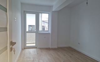 FINALIZAT NOU APARTAMENT 3 CAMERE CU GRADINA - Poză 8