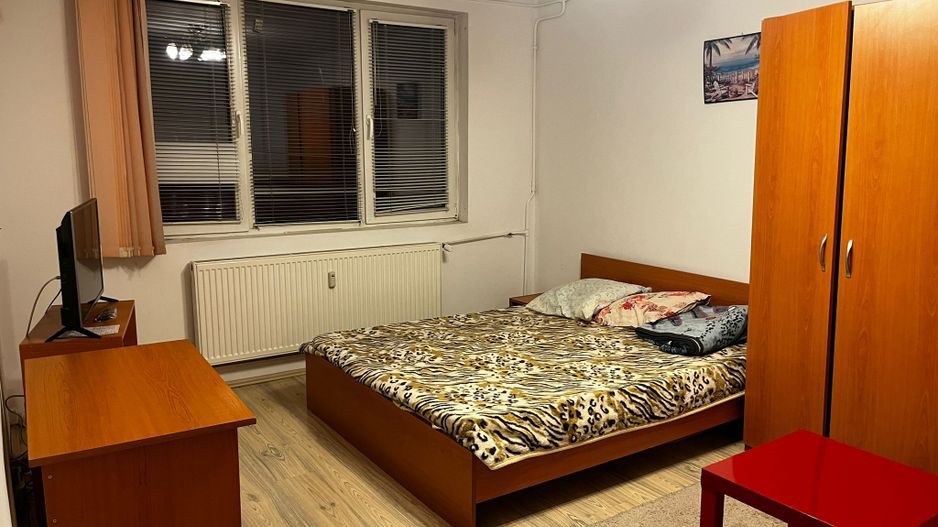 Apartament 2 camere decomandat, etaj 4, renovat, metrou 1 Decembrie 1918 - Poză 4