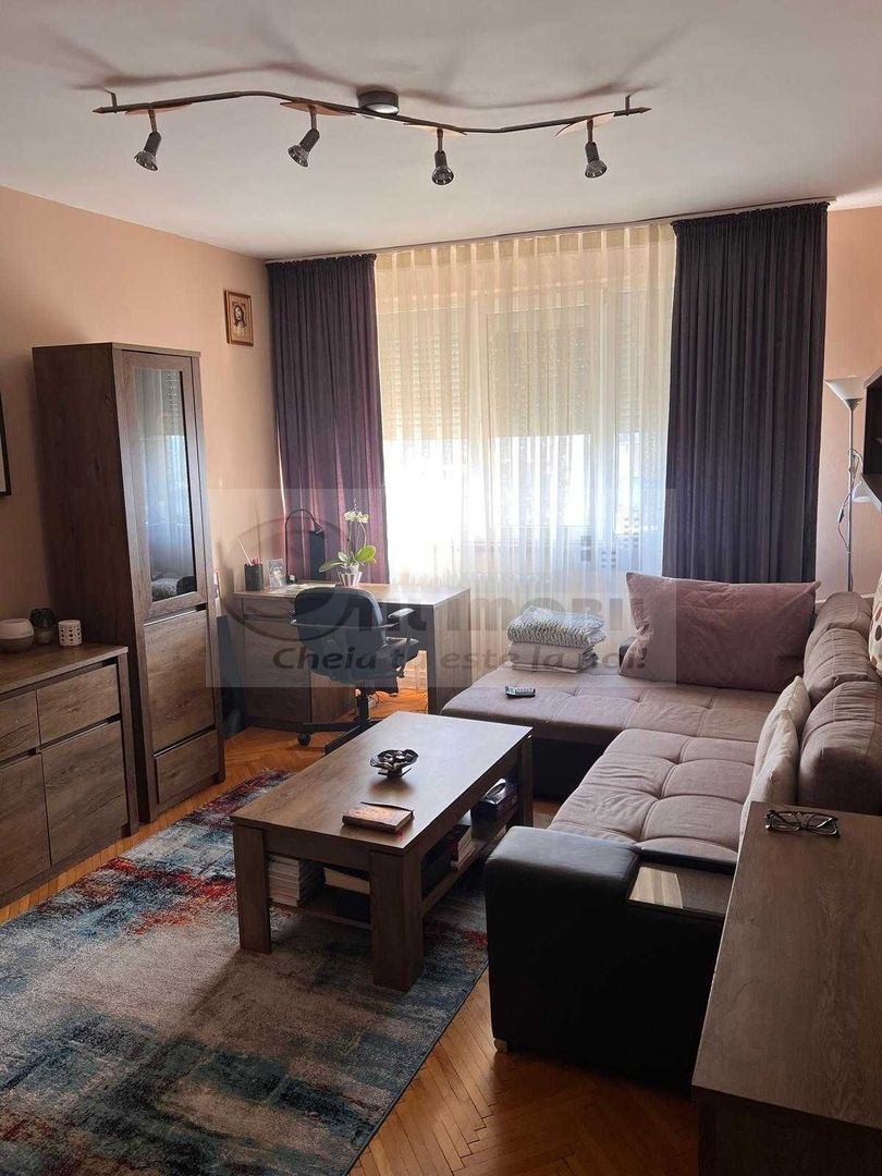 Apartament 3 camere , complet mobilat si utilat in Podu Ros 122.500 € - Poză 1