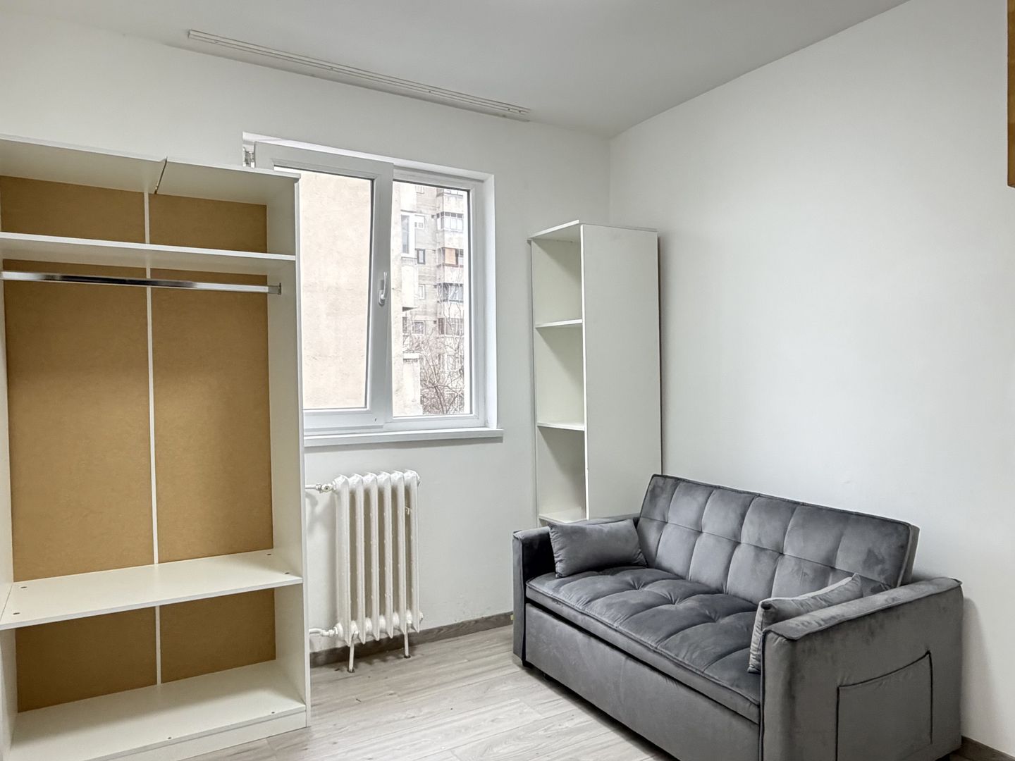 Garsoniera de vanzare in zona Dacia, Oradea - Poză 2