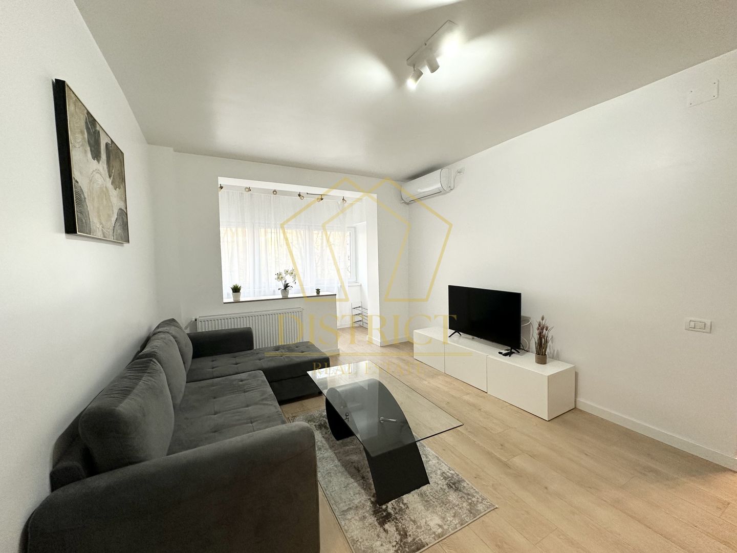 Apartament cu 2 camere | Zona Olimpia - Poză 1