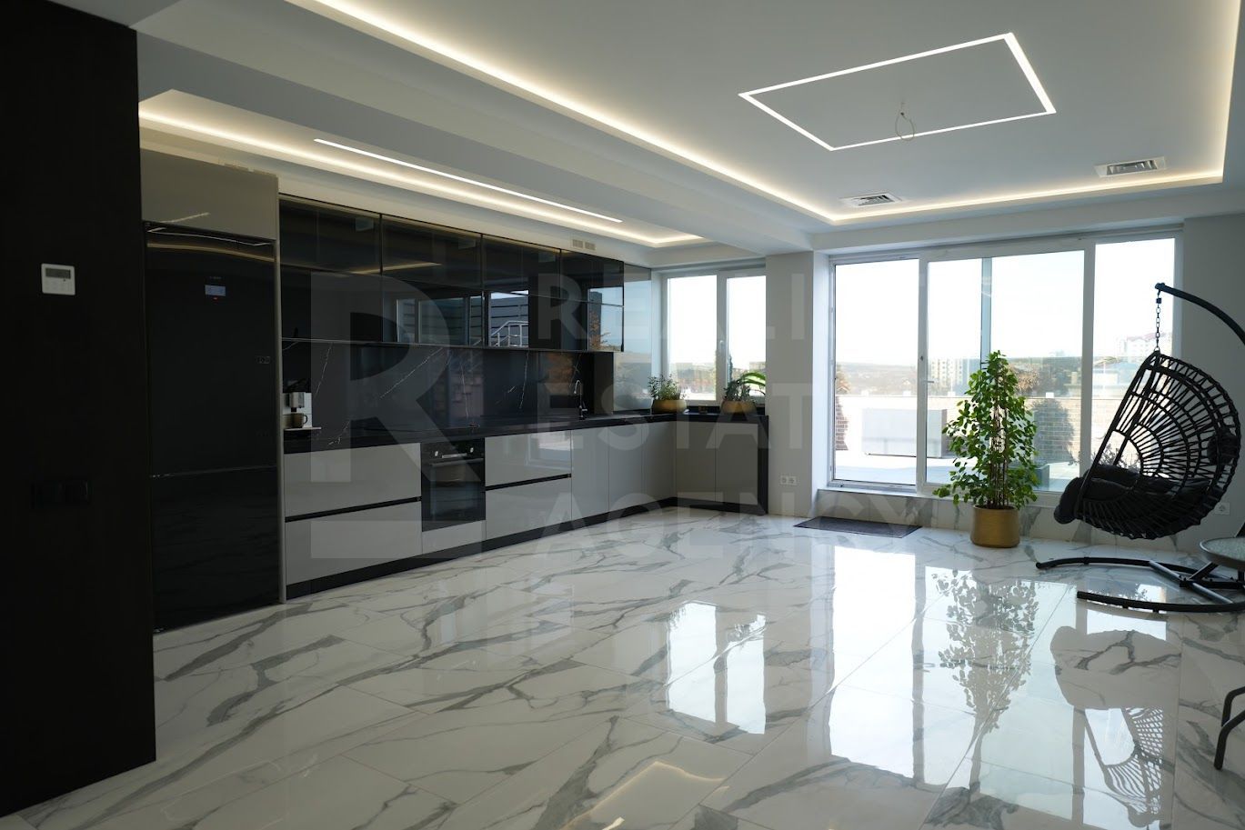 Vânzare, Penthouse, 3 camere, strada Chisinau, Ialoveni - Poză 2