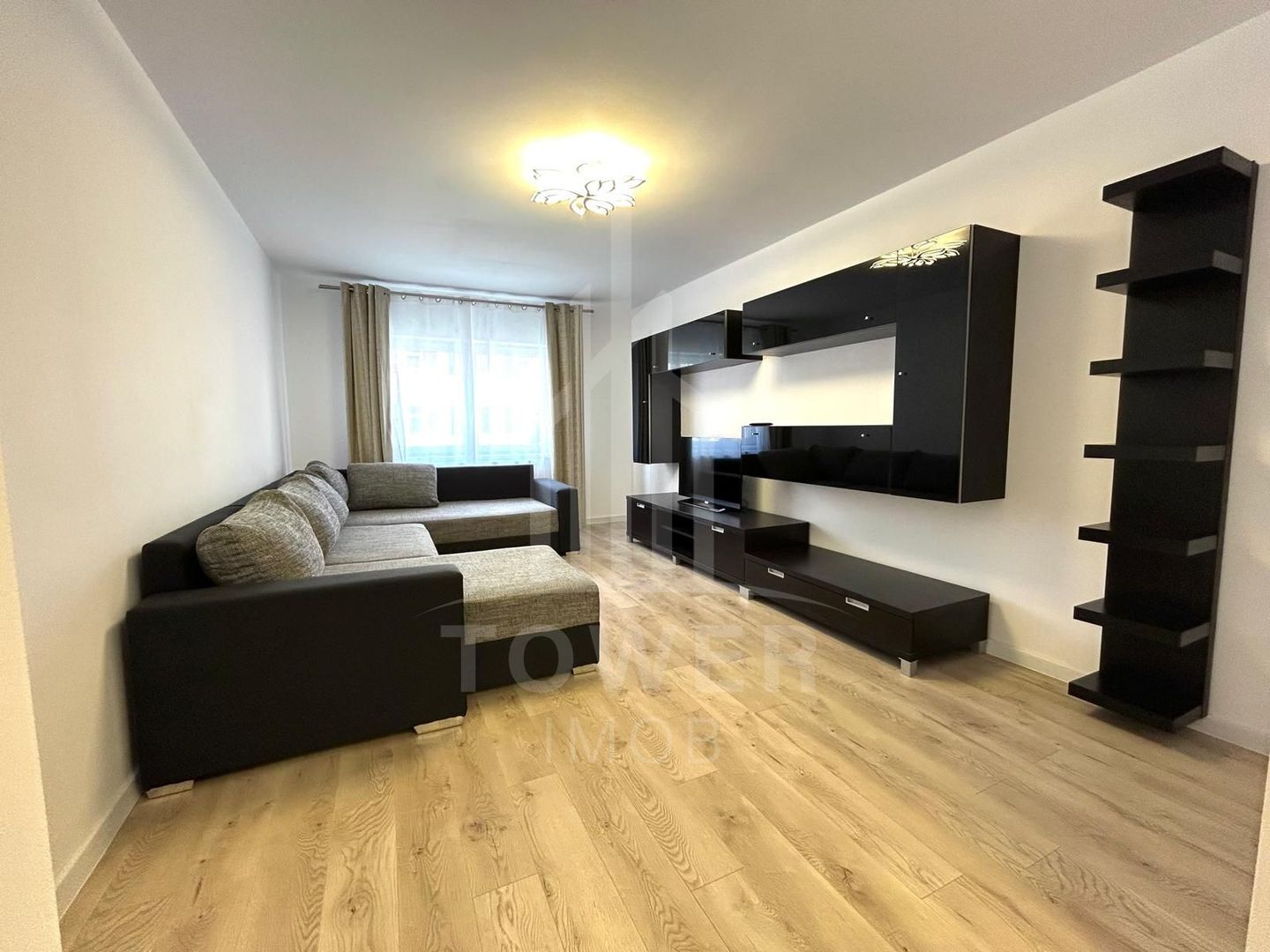 Apartament 3 camere decomandate, parter, zonă Strand - Poză 1