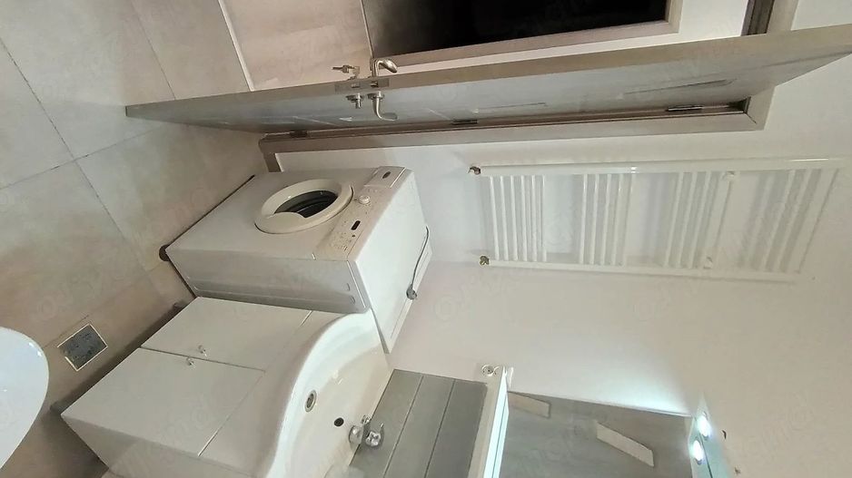 De închiriat 3 camere decomandat, mobilat modern, bloc nou 2024 - Poză 7