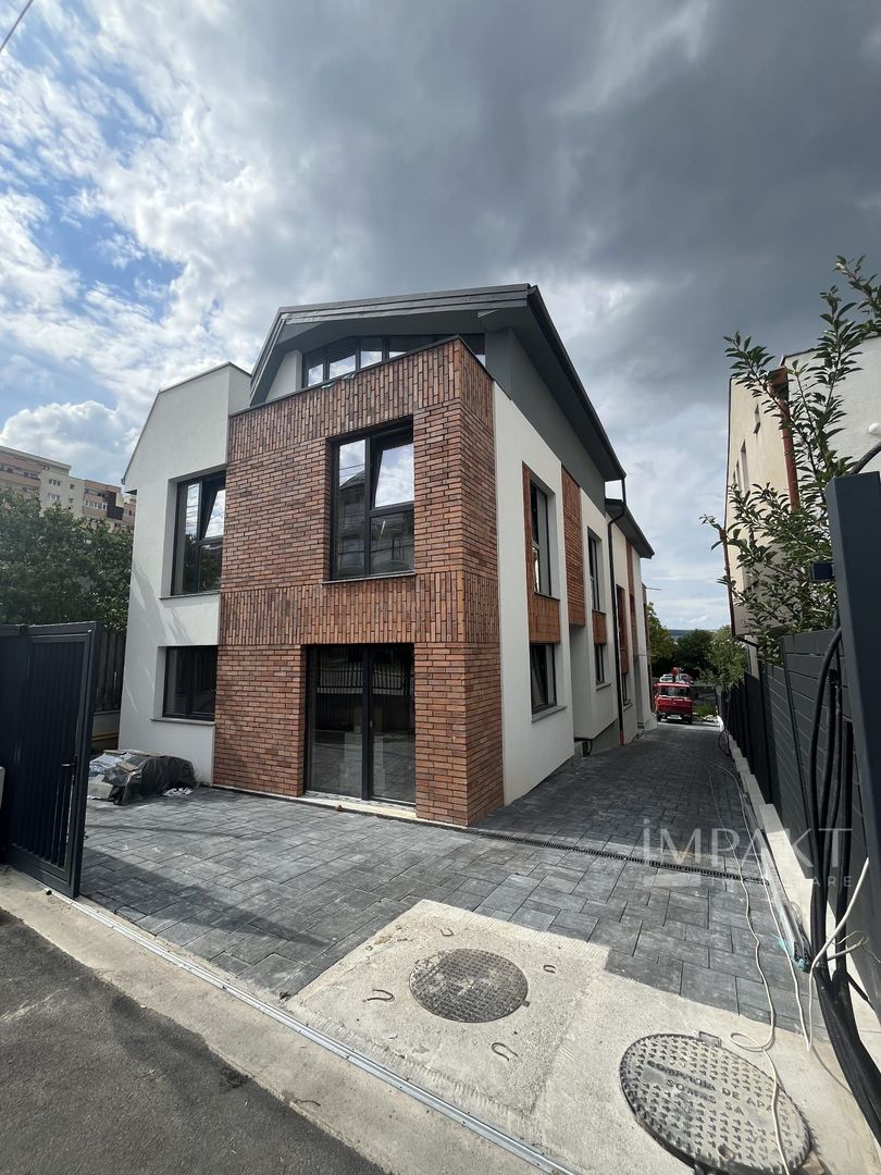 Duplex semifinisat de vanzare, cartier Zorilor! - Poză 1