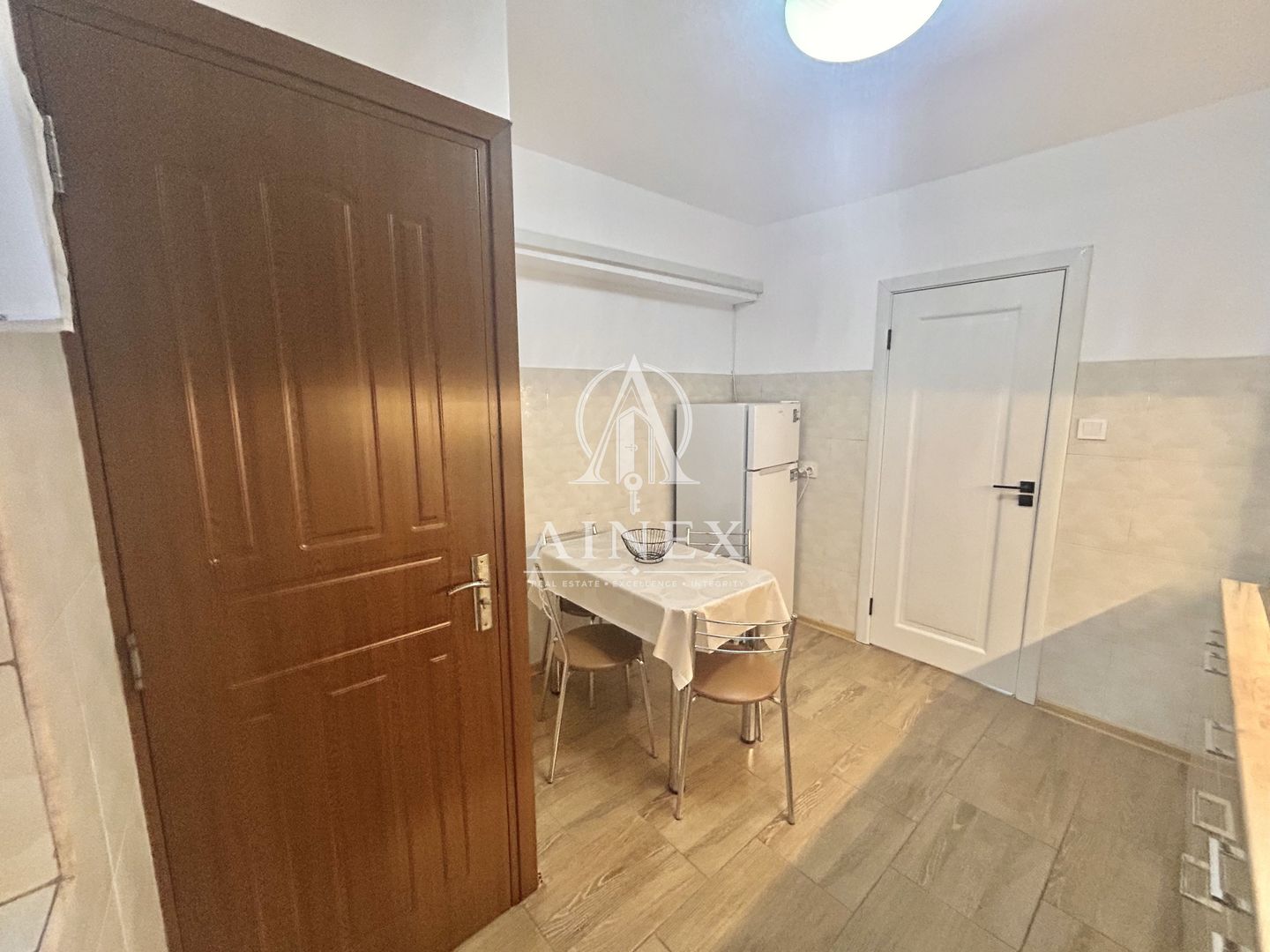 OCAZIE Apartament 3 CAMERE Zona Gheorghe Lazar - Poză 4