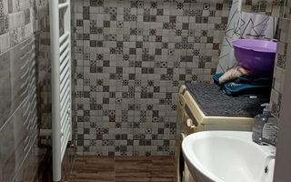 Ag EUROPA vinde ap 2 cam RENOVAT 44mp la etajul 1 în Micro 14 - Poză 6