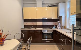 Apartament de închiriat 3 camere, 100 m², decomandat, zona Ștrand - Poză 7