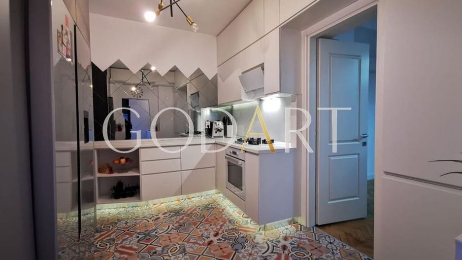 Apartament 4 camere | Capitale | Renovat - Poză 5
