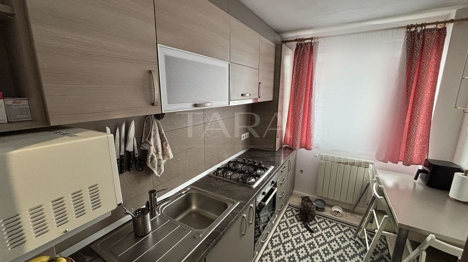 Apartament 3 camere în Grigorescu – zonă liniștită, complet mobilat - Poză 6
