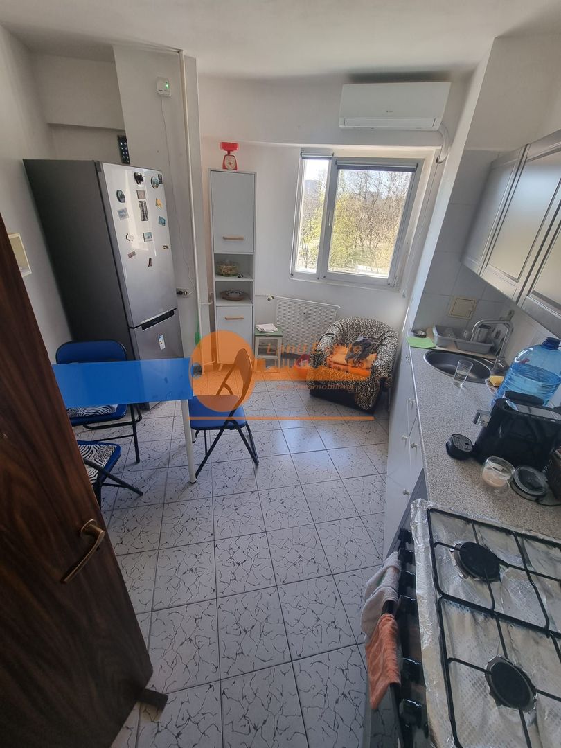 3 Camere la 3 minute Metrou Crangasi- Parc - Bloc Reabilitat - Poză 11