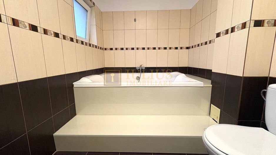 Apartament la curte, 2 băi, loc de parcare, zona linistita, dressing - Poză 14