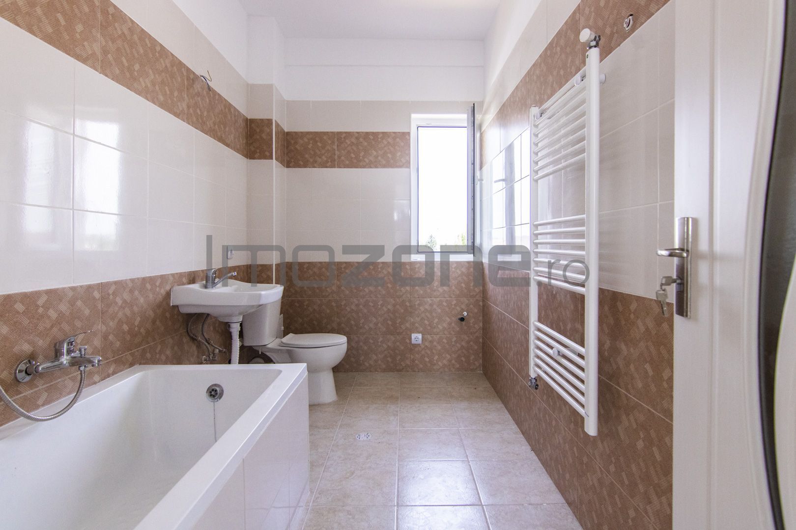 3 CAMERE, PARCARE SI BOXA INCLUSE - COMISION 0%, ORAS CHITILA-SOSEAUA BANATULUI - Poză 45