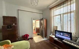 Casa singura in curte intre Calea Calarasilor si Pache Protopopescu - Poză 8