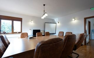 Vila cu 750 mp utili si teren de 1.480 mp in Erou Iancu Nicolae - Poză 21