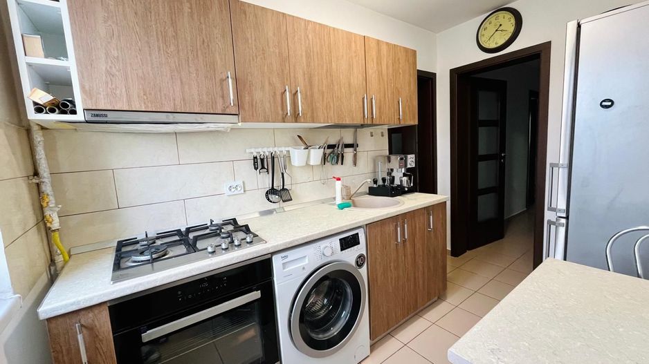 De vanzare apartament 2 camere Drumul Taberei - Poză 6