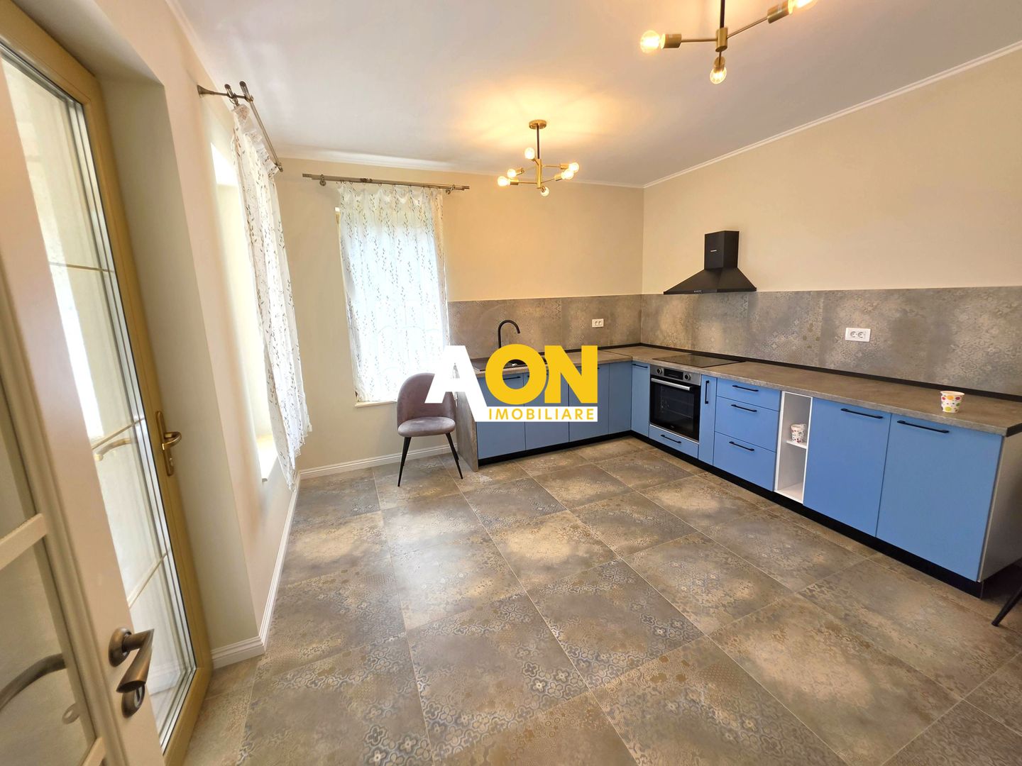 Casă nouă, 4 camere, mobilată, utilată, 418 mp teren, Micești - Poză 5